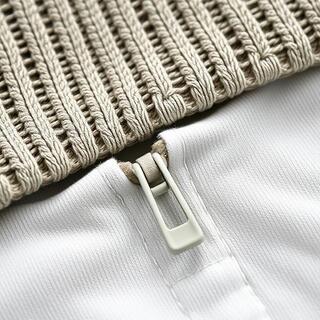 Hidden zipper detail on removable cover